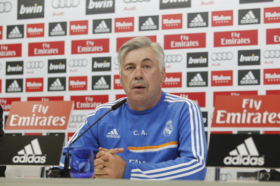 安切洛蒂参加新闻发布会