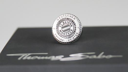 效仿NBA!拜仁首次颁发冠军戒指 球员+职员都有份