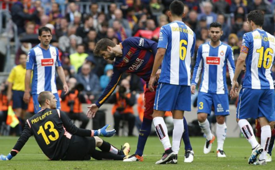 曝巴萨夺冠庆典后夜店遇死敌 皮克拱火险酿群殴