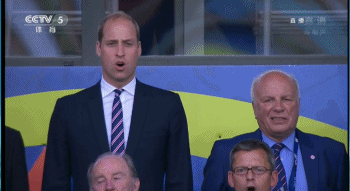 威廉王子高唱英格兰国歌《天佑女王》