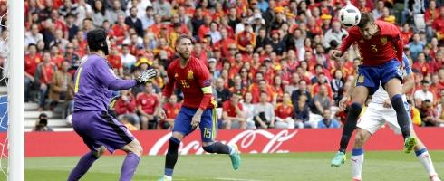 西班牙失足格子军如何争冠?盼运气眷顾+依靠老将