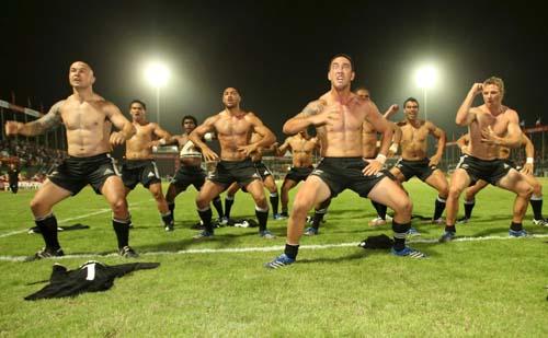 助威哪家强?冰岛战吼吓死对手 威尔士拉红色围墙