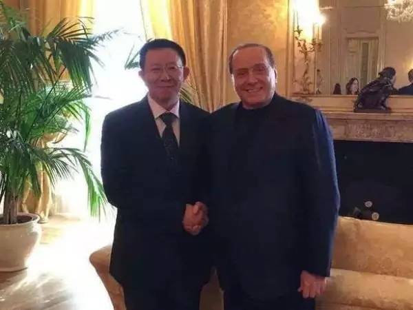 前米兰高管:意甲就一人能执掌西甲 球员都被高估