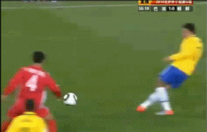 GIF-巴黎魔翼零度角破门致敬麦孔 17岁门神叹息